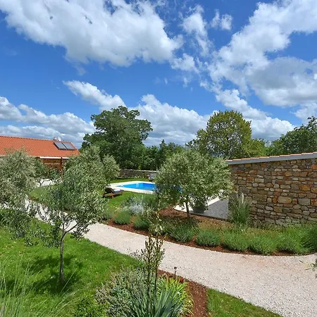 Villa Rural House Kod Slapa