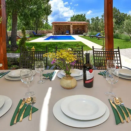 Rural House Kod Slapa וילה