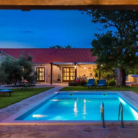 Rural House Kod Slapa Bogatić